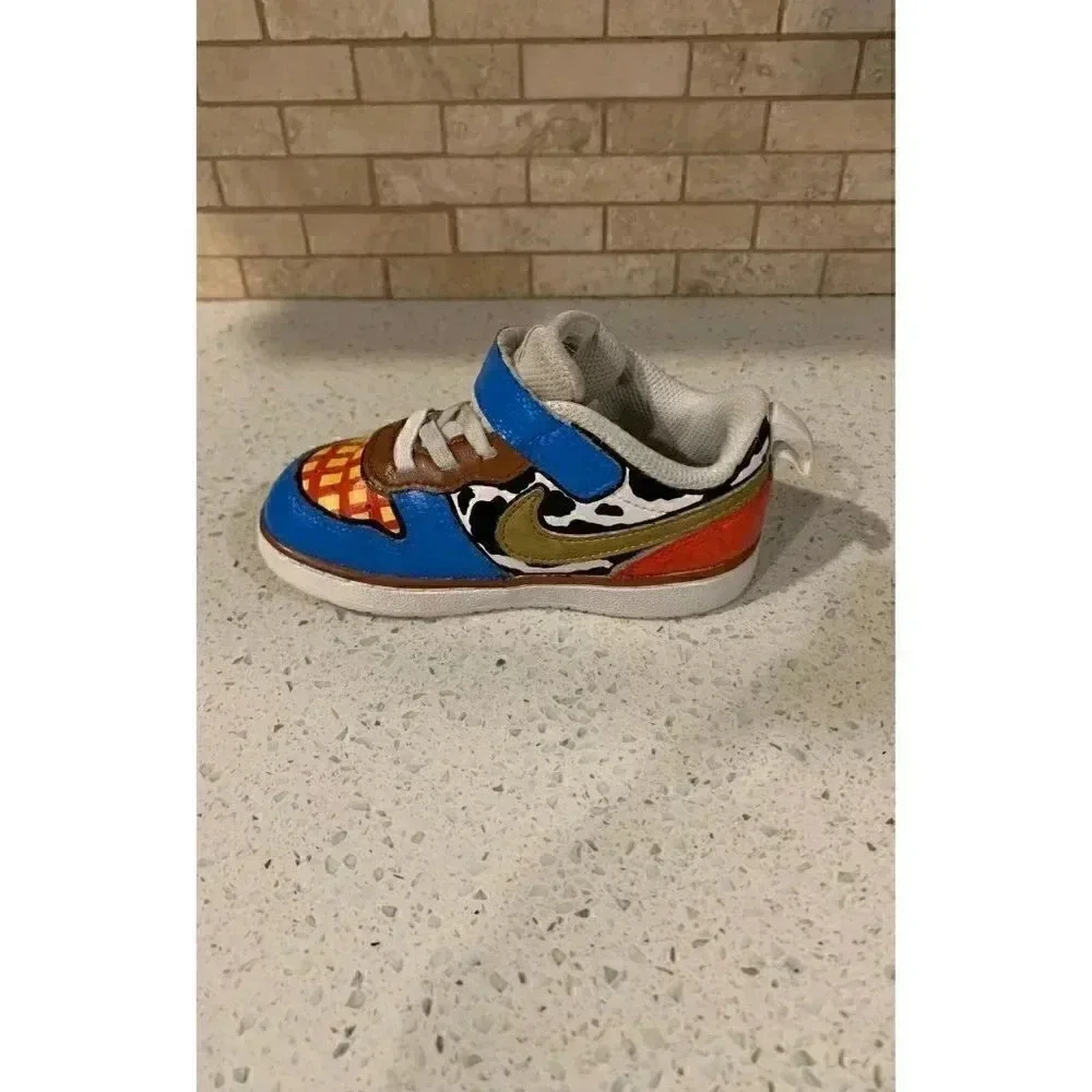 Custom nike air force ones‎